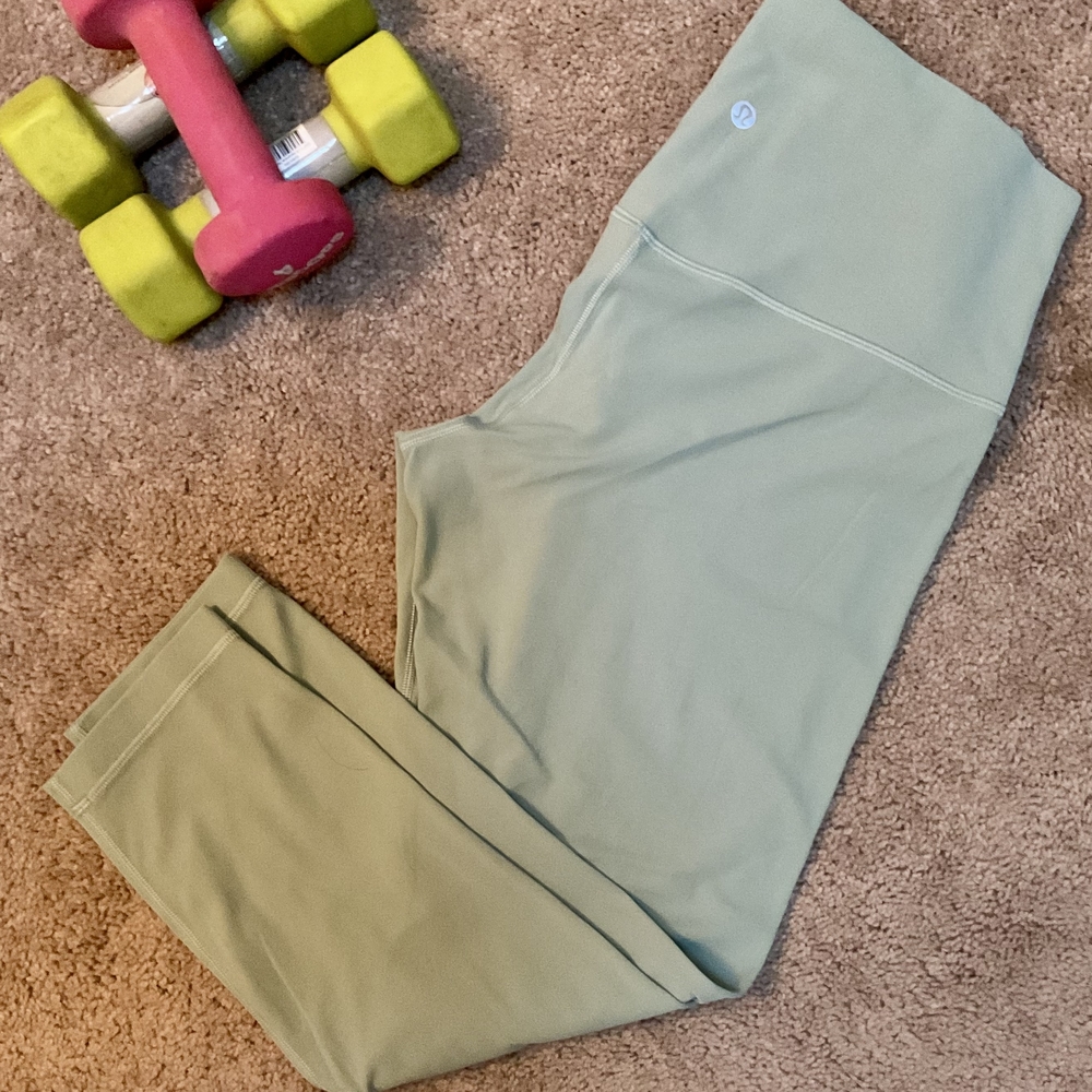 Lululemon Athletica Sage Green Leggings Nwot - Picture 2 of 5